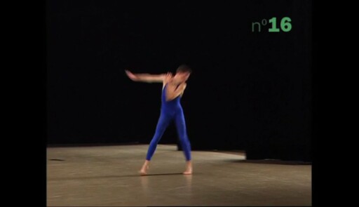 Miniature de la vidéo Epreuves de danse 2000. Danse contemporaine. Variation 16 garçon