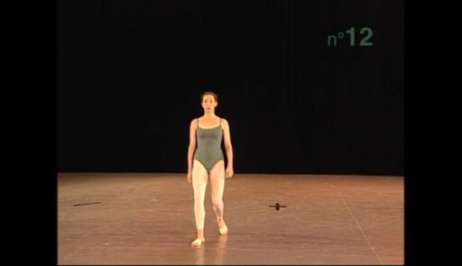 Miniature de la vidéo Epreuves de danse 2001. Danse contemporaine. Variation 12 fille