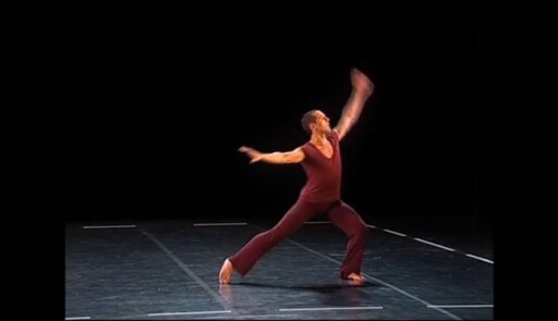 Miniature de la vidéo Epreuves de danse 2008. Danse jazz. Variation 19 garçon 1ère option