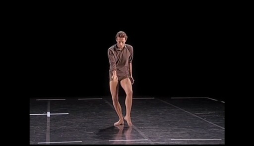 Miniature de la vidéo Epreuves de danse 2009. Danse contemporaine. Variation 12 garçon 2e option