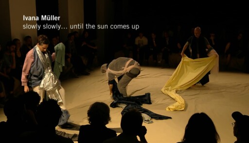 Miniature de la vidéo slowly slowly… until the sun comes up
